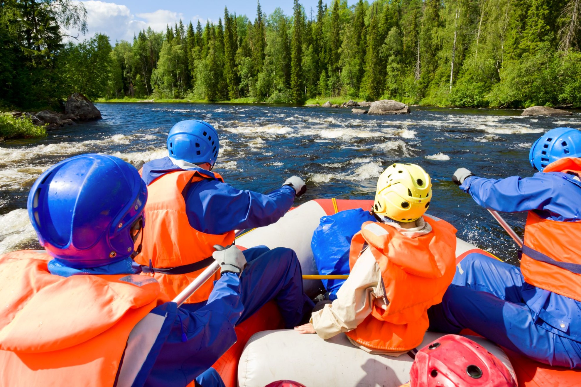 Rafting — Czym Jest i Gdzie Warto Udać Się Na Spływ?